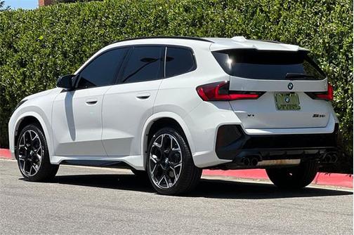 2025 BMW X1 M35i
