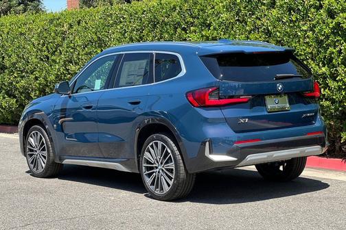 Night Dusk Blue Metallic 2026 BMW X1 xDrive28i