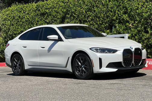 White Metallic 2023 BMW i4 Gran Coupe eDrive35