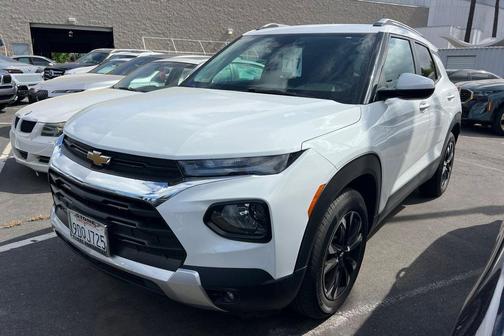 Summit White 2023 Chevrolet Trailblazer LT