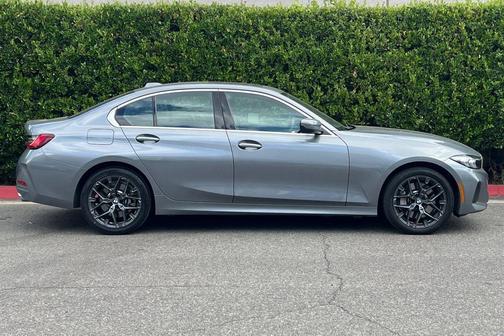 Skyscraper Grey Metallic 2025 BMW 330 xDrive