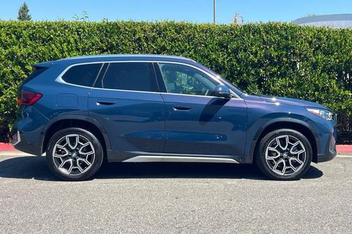 Night Dusk Blue Metallic 2026 BMW X1 xDrive28i