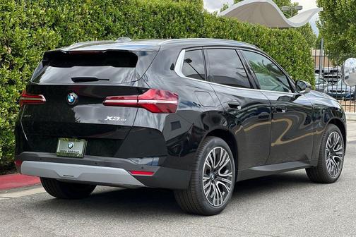 Black Sapphire Metallic 2026 BMW X3 30 xDrive