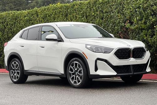 2025 BMW X2 xDrive28i