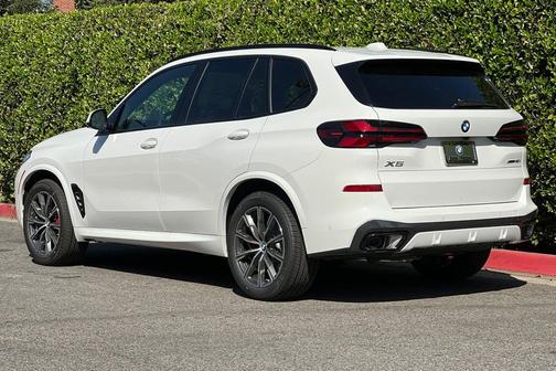 Alpine White 2026 BMW X5 xDrive40i