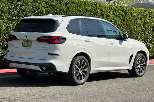 Alpine White 2026 BMW X5 xDrive40i