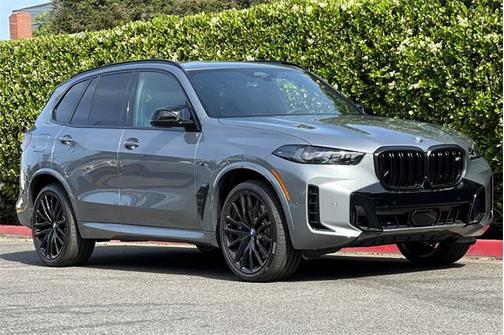 2025 BMW X5 M60i