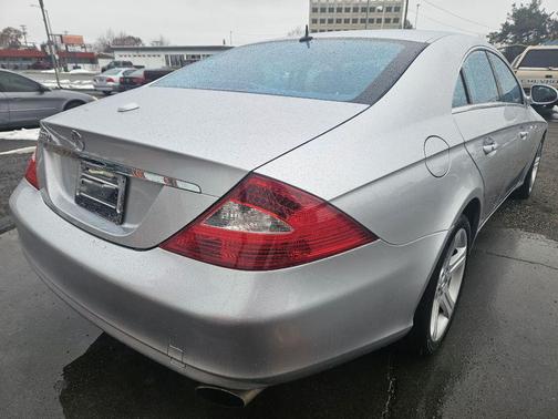 2006 Mercedes-Benz CLS-Class CLS500