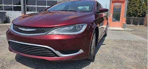 2016 Chrysler 200 Limited