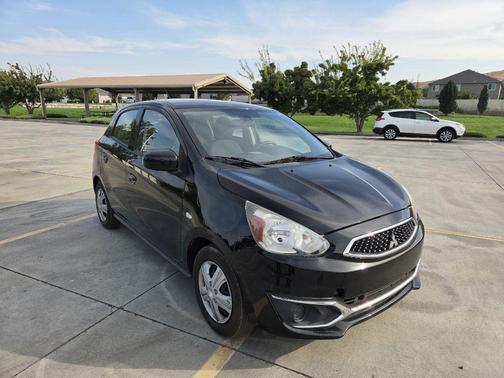 2017 Mitsubishi Mirage ES