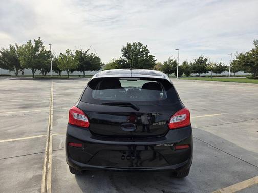 2017 Mitsubishi Mirage ES