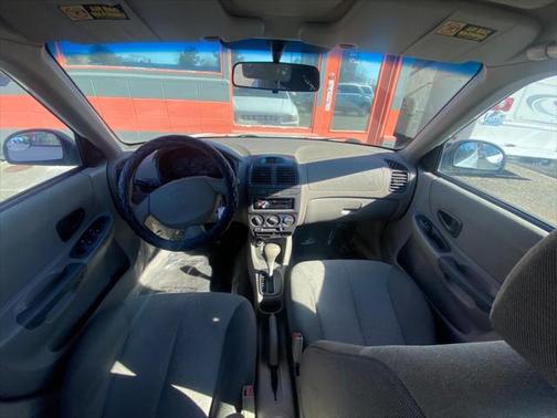 2002 Hyundai Accent GL