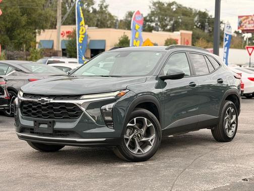 2025 Chevrolet Trax LT