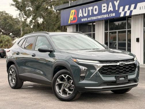 2025 Chevrolet Trax LT