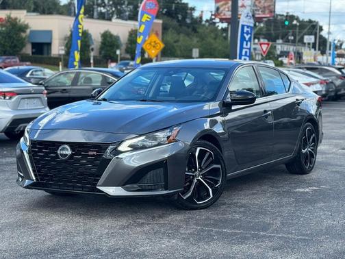 2024 Nissan Altima SR FWD