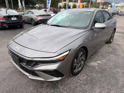 Gray 2024 Hyundai ELANTRA Limited