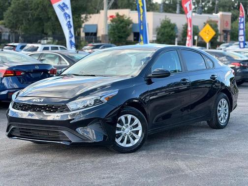Aurora Black 2024 Kia Forte LX