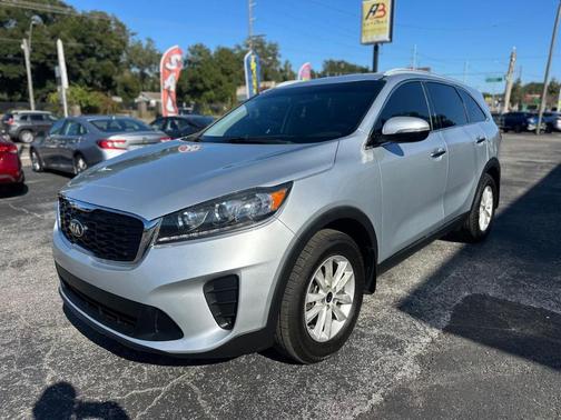 2019 Kia Sorento LX