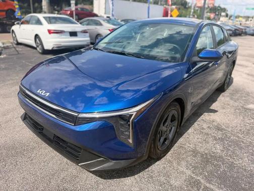 Blue 2025 Kia K4 LXS