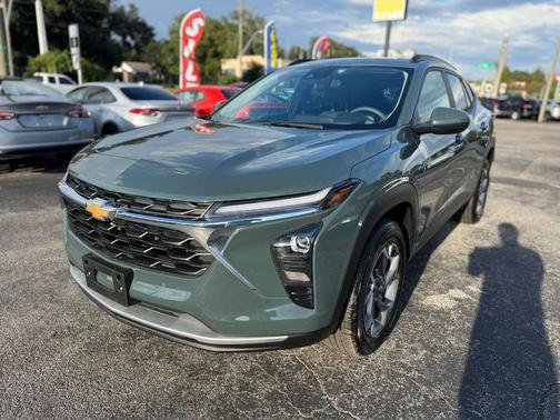 2025 Chevrolet Trax LT