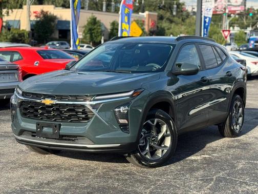 2025 Chevrolet Trax LT