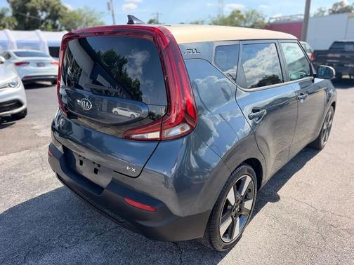 Gray 2020 Kia Soul EX