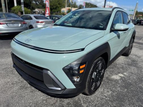2025 Hyundai KONA SEL