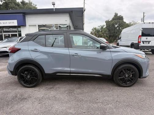 Gray 2023 Nissan Kicks SR