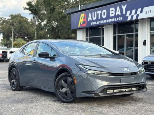 2023 Toyota Prius LE