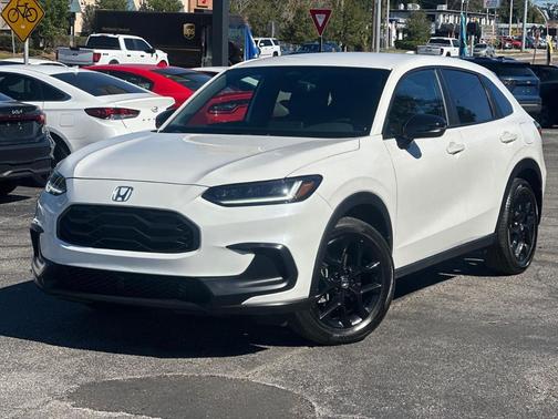 2025 Honda HR-V 2WD Sport