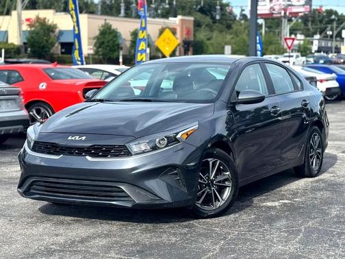 2023 Kia Forte LXS