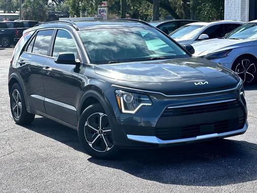 2023 Kia Niro EX