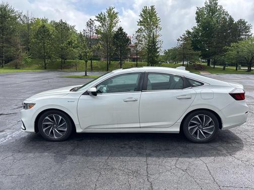 White Orchid Pearl 2019 Honda Insight Touring