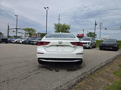 White Orchid Pearl 2019 Honda Insight Touring