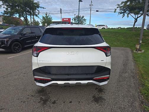 Snow White Pearl 2023 Kia Sportage Hybrid EX
