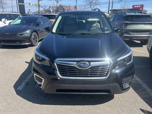 Crystal Black Silica 2021 Subaru Forester Limited