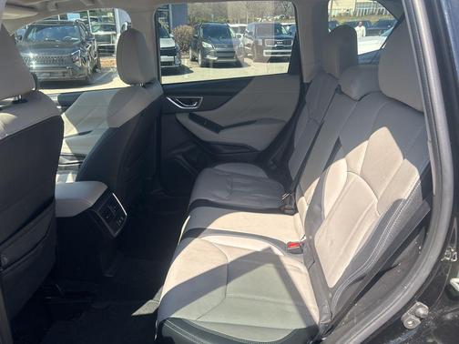 Crystal Black Silica 2021 Subaru Forester Limited