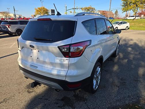 White Platinum Metallic Tri-Coat 2018 Ford Escape Titanium