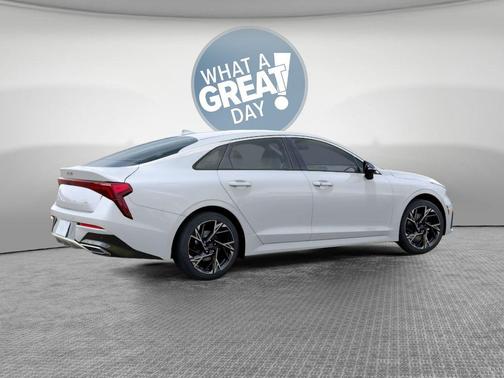 Snow White Pearl 2026 Kia K5 GT-Line AWD