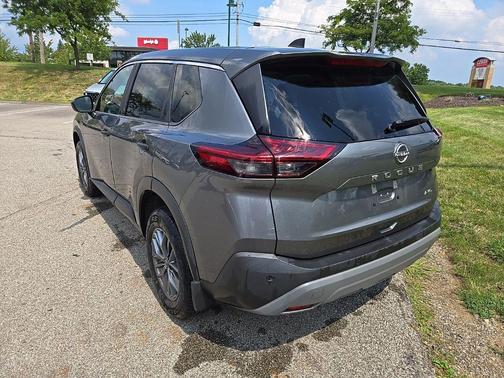 Gun Metallic 2023 Nissan Rogue S