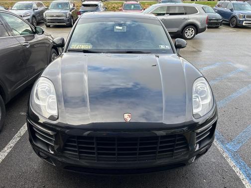 2018 Porsche Macan Base