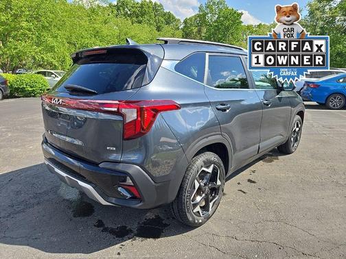 Gravity Gray 2024 Kia Seltos EX