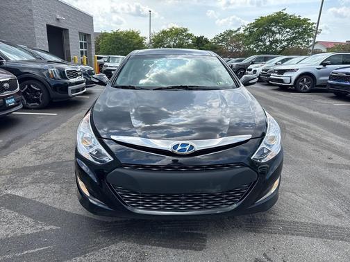 2014 Hyundai SONATA Hybrid Limited