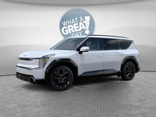 White 2026 Kia EV9 Land