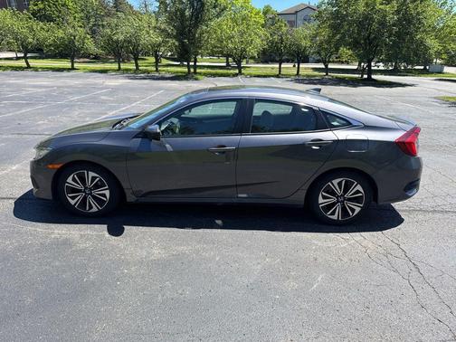 Crystal Black Pearl 2016 Honda Civic EX-T