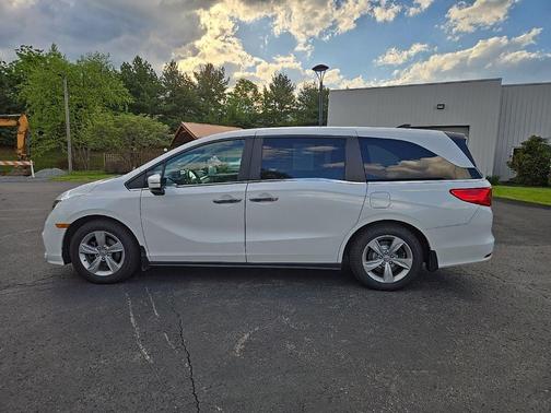 Platinum White Pearl 2020 Honda Odyssey EX-L