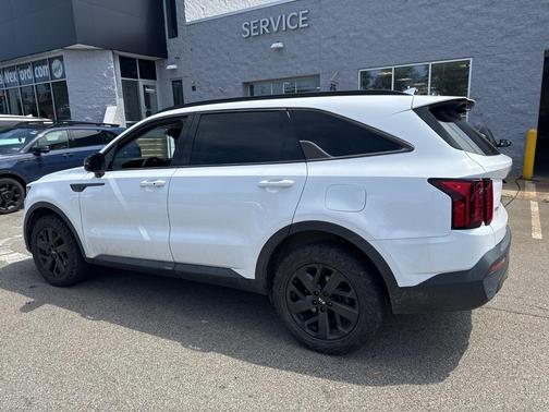 2021 Kia Sorento S