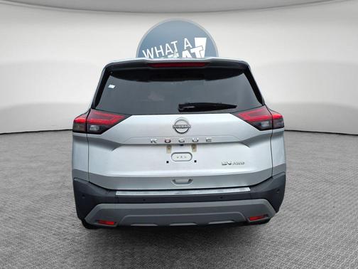 Brilliant Silver Metallic 2023 Nissan Rogue SV