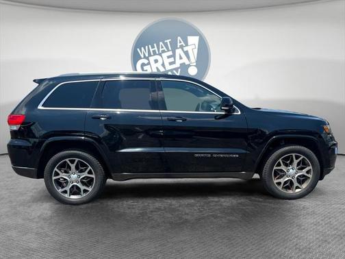 2018 Jeep Grand Cherokee Sterling Edition