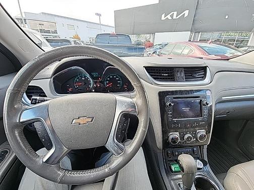 2017 Chevrolet Traverse Premier